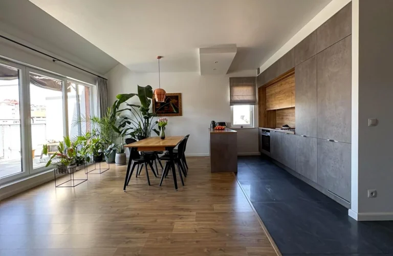Dwupoziomowy Apartament z tarasem na dachu, Gdynia